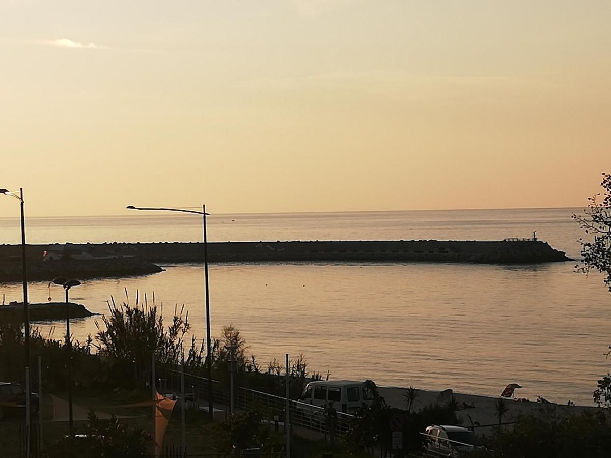 Appartamenti Tropea Gargano Parghelia Exteriör bild