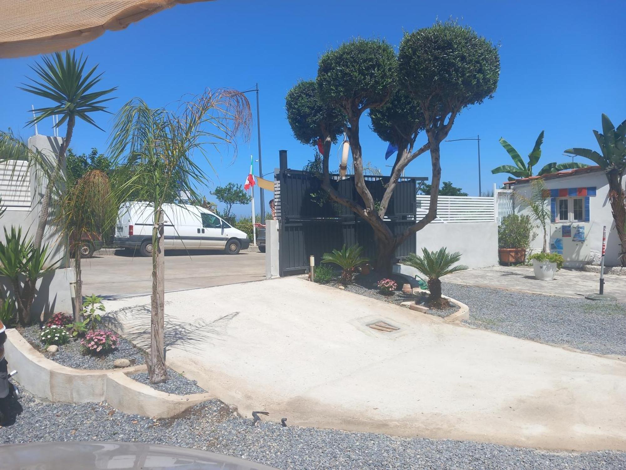 Appartamenti Tropea Gargano Parghelia Exteriör bild