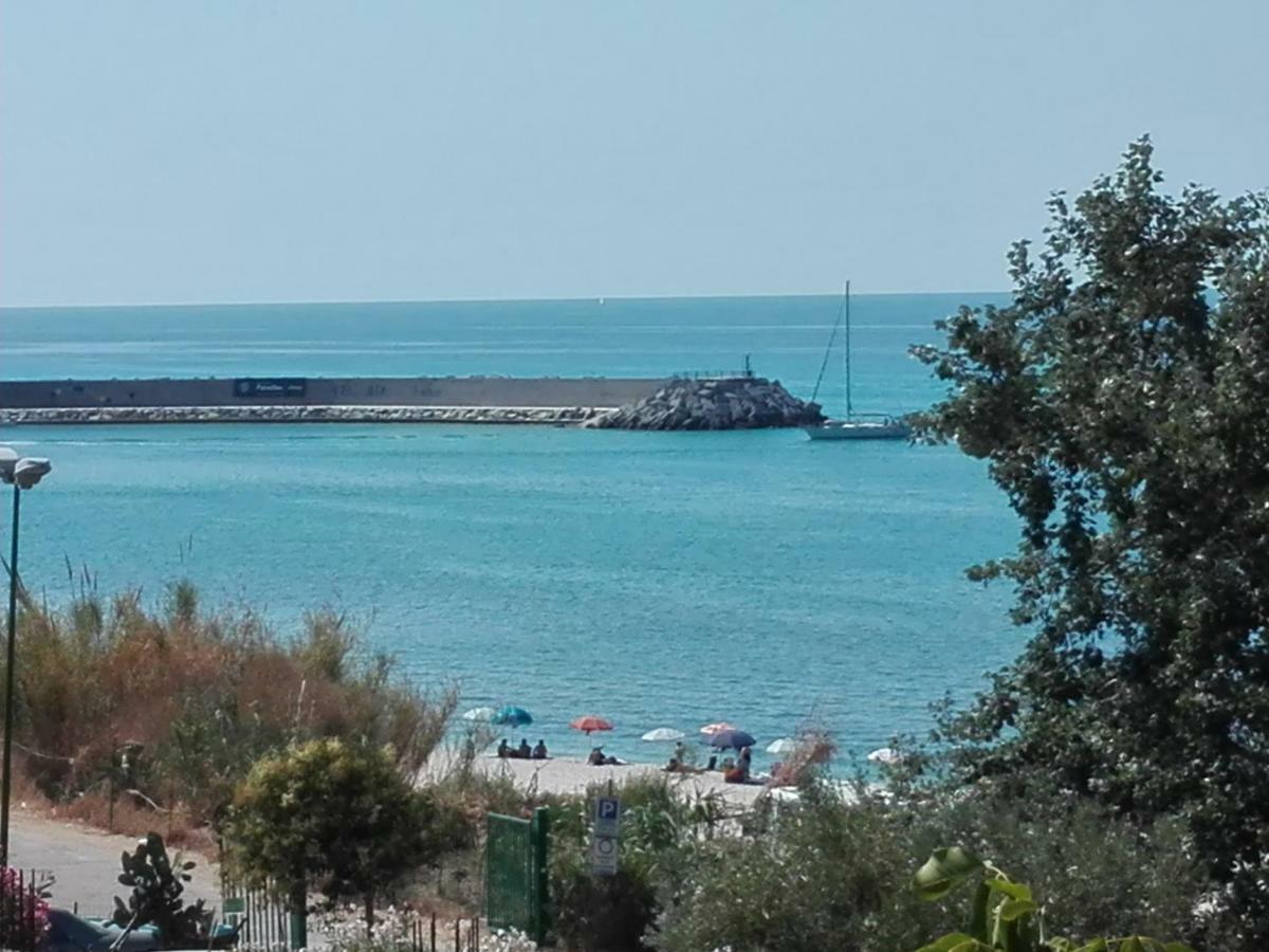 Appartamenti Tropea Gargano Parghelia Exteriör bild